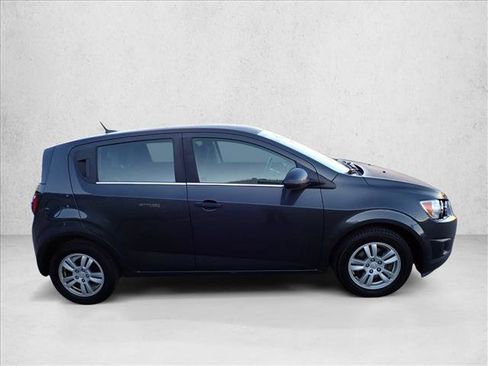 Used 2014 Chevrolet Sonic LT image 5