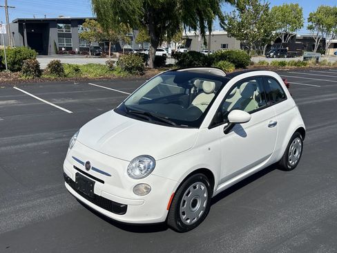 Used 2016 FIAT 500 Pop FWD image 2