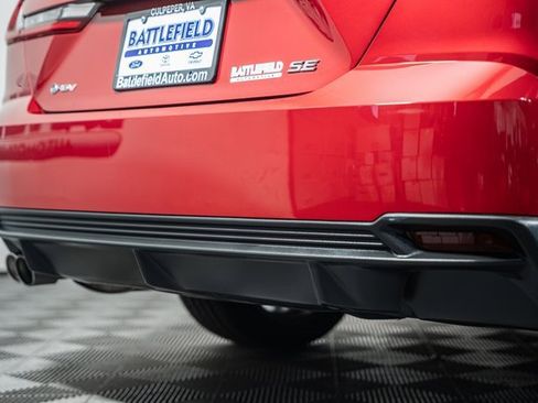 Certified 2025 Toyota Camry SE image 9