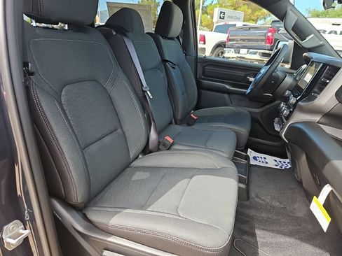 New 2026 RAM 1500 Express AWD/4WD image 25
