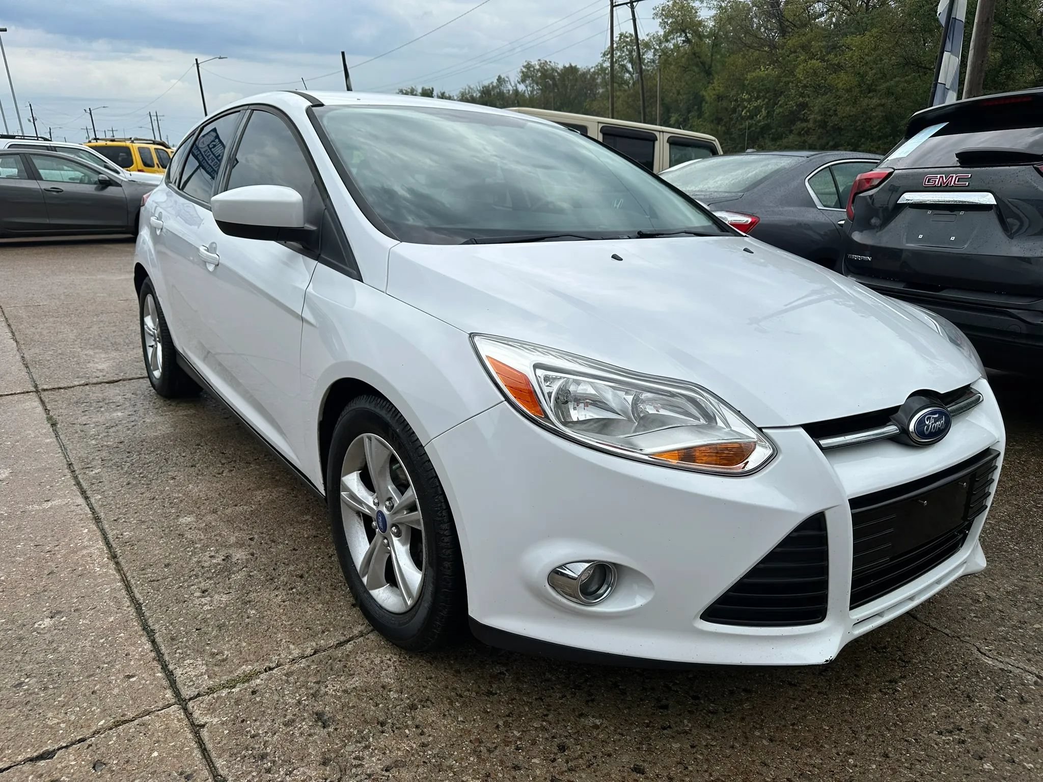 Used 2012 Ford Focus SE FWD image 3