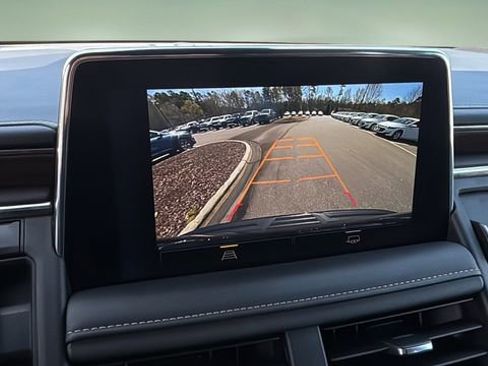 Used 2024 Chevrolet Tahoe Premier RWD image 26