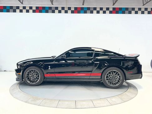 Used 2013 Ford Mustang Shelby GT500 RWD image 4
