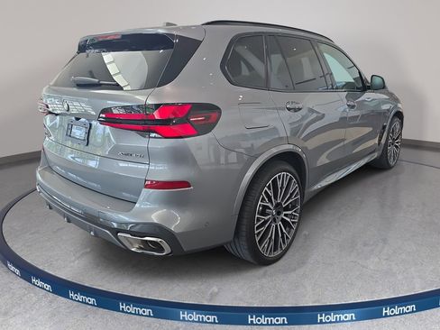 Used 2026 BMW X5 xDrive40i w/ M Sport Package AWD/4WD image 7