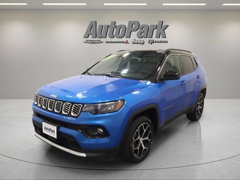 Used 2024 Jeep Compass Limited AWD/4WD image 3