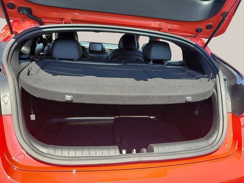 Used 2020 Hyundai Veloster Turbo FWD image 8