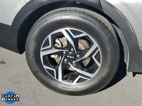 Used 2023 Kia Sportage LX image 6