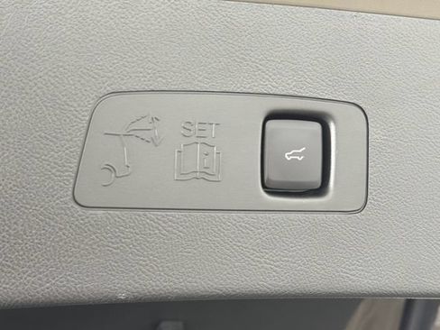 Used 2026 Lincoln Corsair Premiere FWD image 19