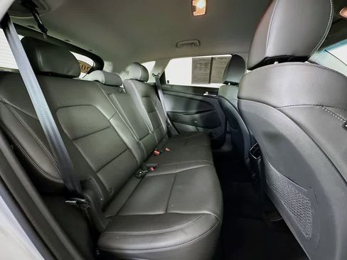 Used 2020 Hyundai Tucson Limited w/ Cargo Package image 32