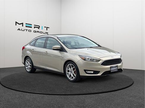 Used 2015 Ford Focus SE w/ Equipment Group 201A image 1