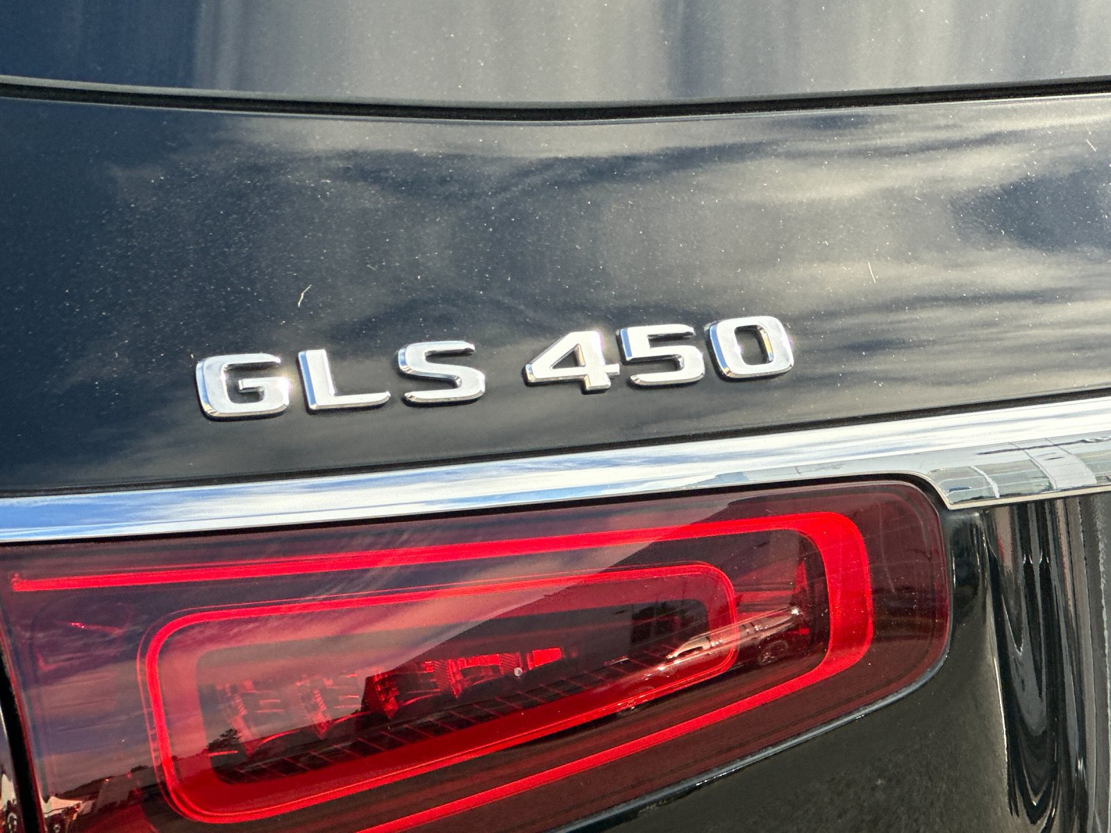 Used 2020 Mercedes-Benz GLS 450 4MATIC image 28
