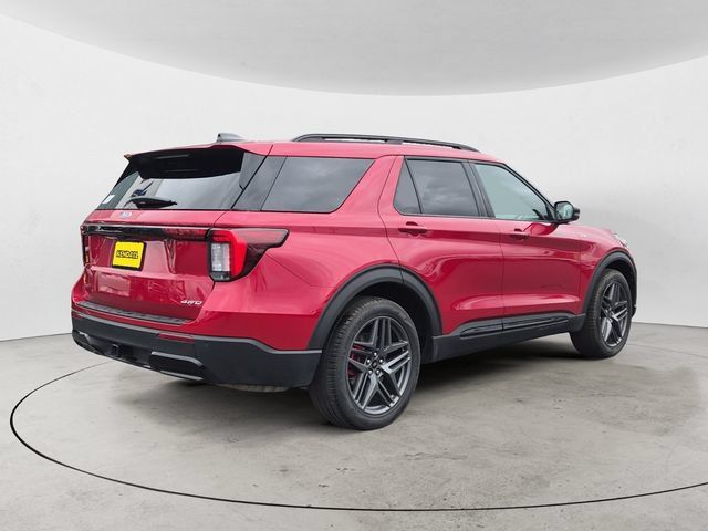 Used 2026 Ford Explorer ST-Line w/ ST-Line Street Pack AWD/4WD image 5