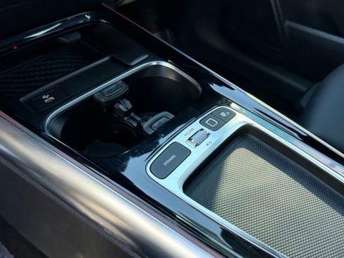 Certified 2025 Mercedes-Benz GLA 250 4MATIC image 12