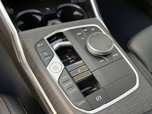 New 2026 BMW 330i Sedan w/ Convenience Package image 25