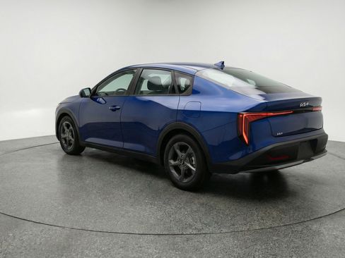 Used 2025 Kia K4 FWD image 6