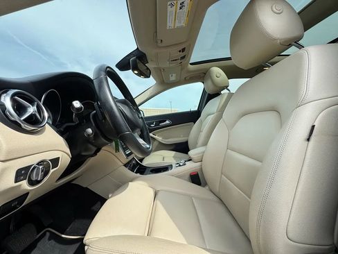 Used 2018 Mercedes-Benz GLA 250 4MATIC image 8