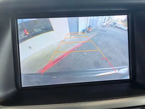 Used 2015 GMC Yukon SLT w/ Open Road Package image 19