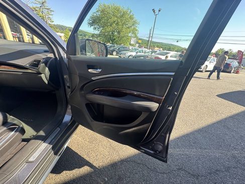 Used 2020 Acura MDX SH-AWD image 24