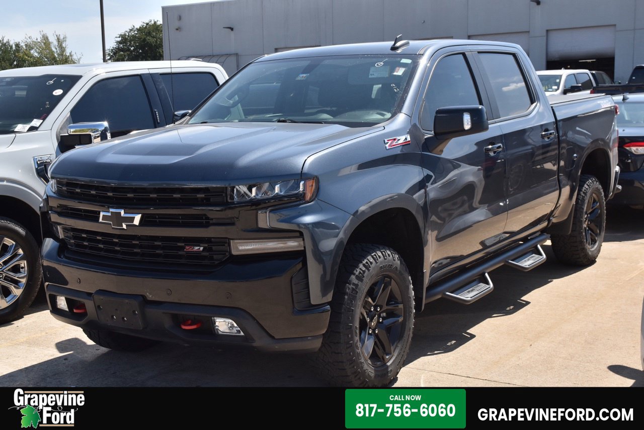 Used 2021 Chevrolet Silverado 1500 LT Trail Boss w/ Convenience Package II AWD/4WD image 1