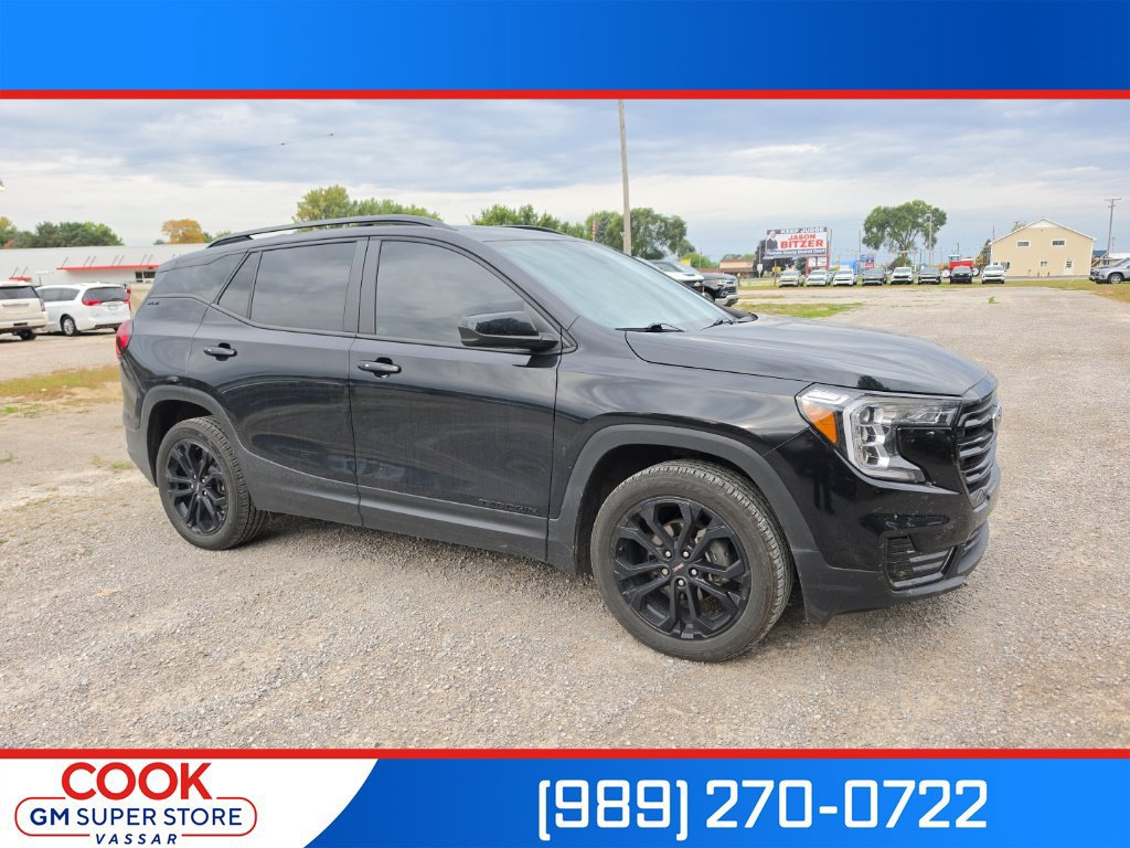 Certified 2022 GMC Terrain SLE w/ Driver Convenience Package AWD/4WD image 1