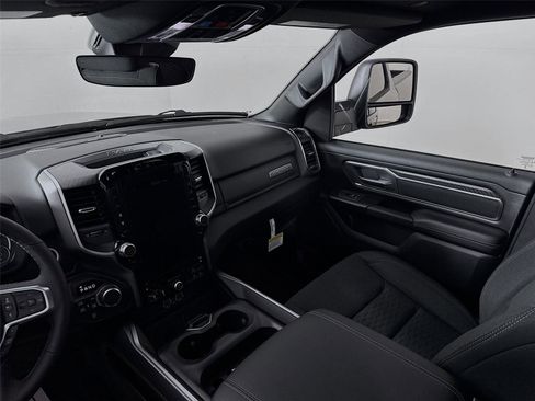 New 2026 RAM 1500 Big Horn AWD/4WD image 25