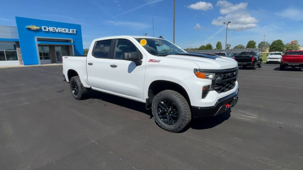 Certified 2024 Chevrolet Silverado 1500 Custom Trail Boss AWD/4WD image 2