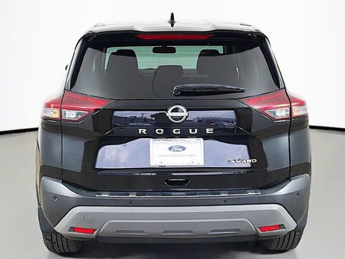 Used 2023 Nissan Rogue SV AWD/4WD image 12