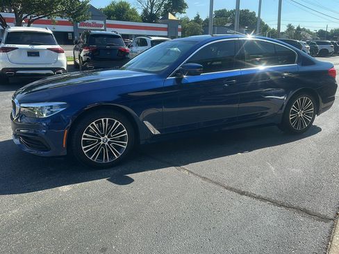 Used 2019 BMW 530i xDrive w/ Convenience Package AWD/4WD image 5