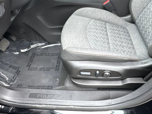 Used 2023 Chevrolet Equinox LT FWD image 30