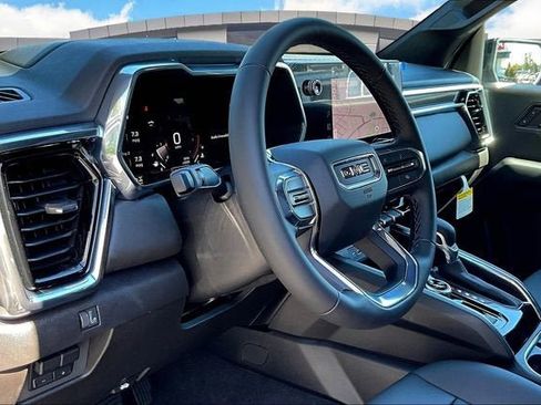 New 2026 GMC Canyon Elevation w/ Convenience Package image 6