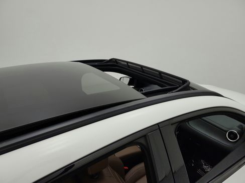 Certified 2022 Mercedes-Benz GLA 250 4MATIC image 17