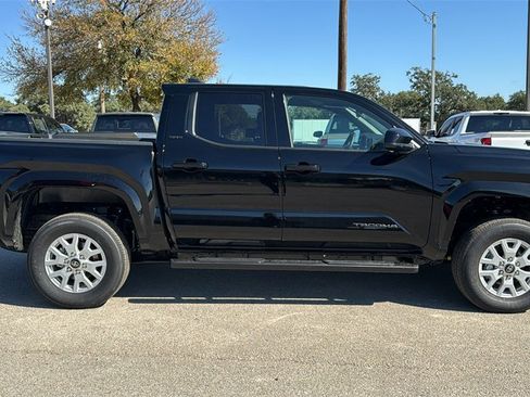 New 2025 Toyota Tacoma SR5 image 10