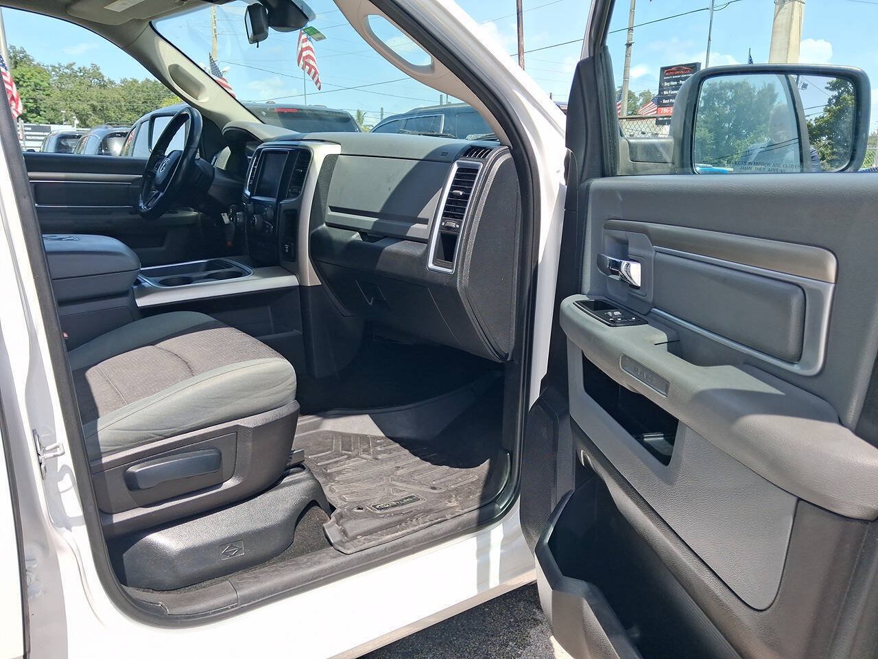 Used 2015 RAM 1500 Big Horn RWD image 20