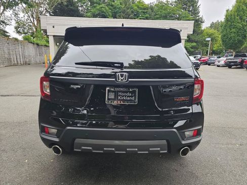 Used 2023 Honda Passport TrailSport image 6