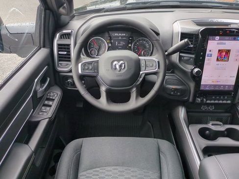 New 2026 RAM 2500 Big Horn AWD/4WD image 16