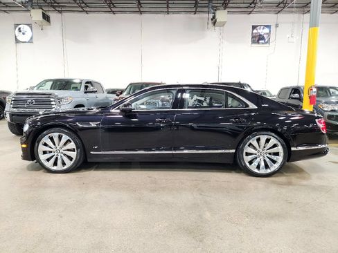 Used 2021 Bentley Flying Spur V8 AWD/4WD image 8