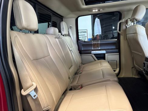 Used 2019 Ford F150 Lariat w/ Equipment Group 502A Luxury AWD/4WD image 28