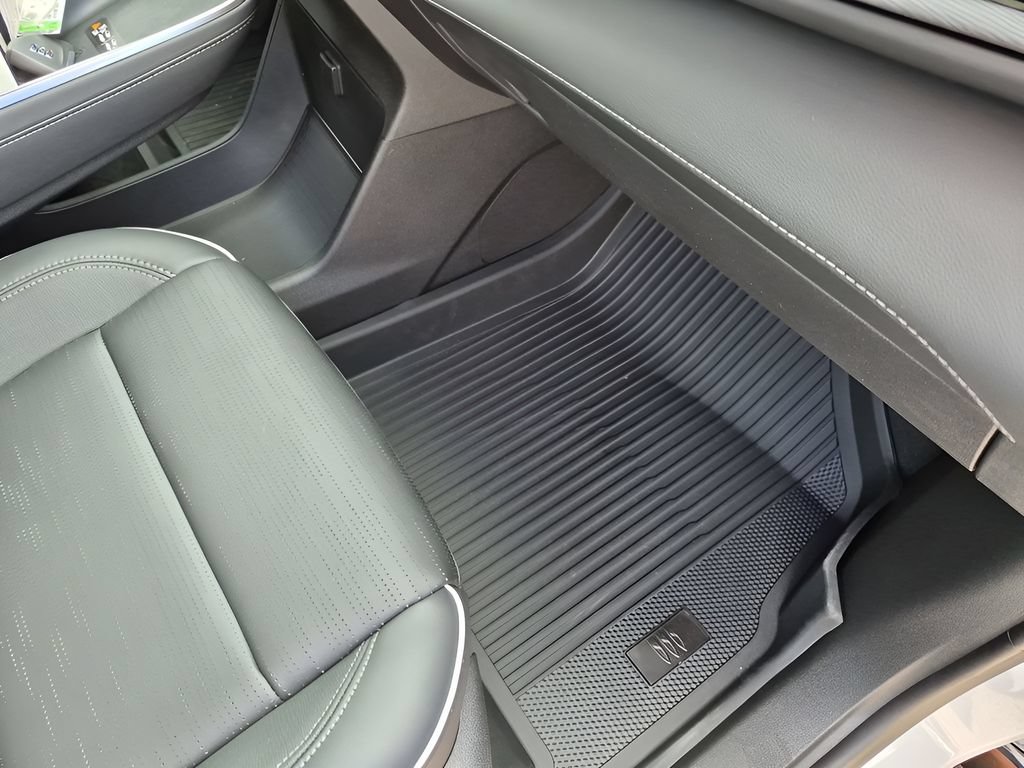 New 2026 Buick Enclave Sport Touring w/ Power Package FWD image 43