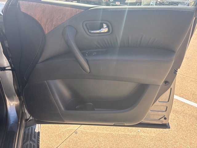Used 2024 Nissan Armada SL w/ Captain's Chairs Package RWD image 13