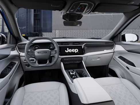 New 2026 Jeep Cherokee Overland w/ Trailer Tow Group AWD/4WD image 15