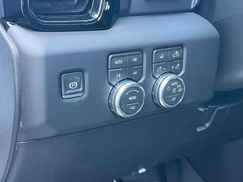 New 2026 GMC Sierra 2500 AT4 w/ AT4 Premium Plus Package image 24