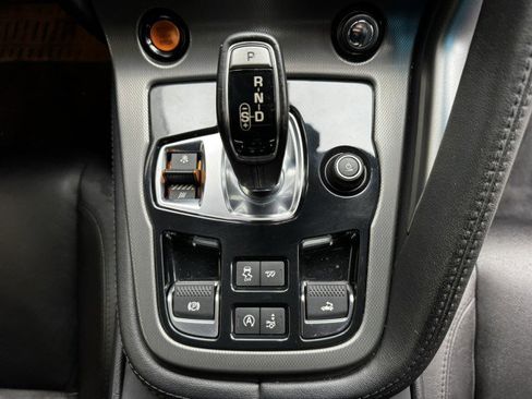 Used 2016 Jaguar F-TYPE S image 29