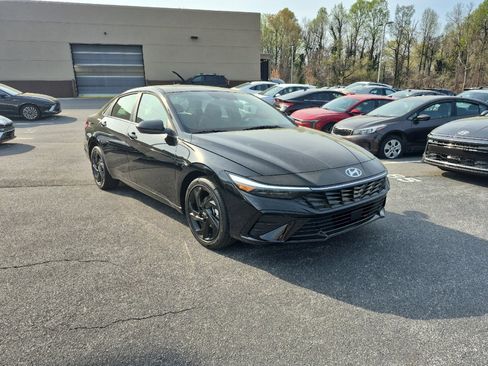 New 2026 Hyundai Elantra SEL Sport Premium image 1