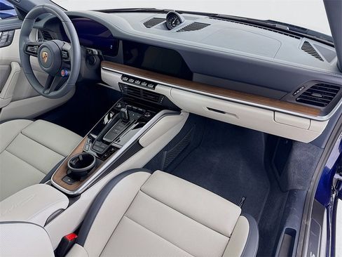 Used 2026 Porsche 911 Carrera 4S image 33