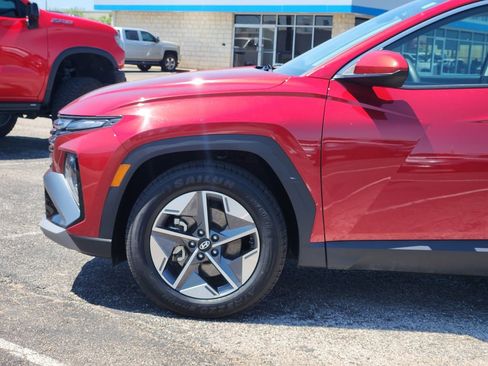 Used 2025 Hyundai Tucson SEL FWD image 10