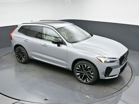 New 2026 Volvo XC60 B5 Ultra w/ Protection Package Premier image 46