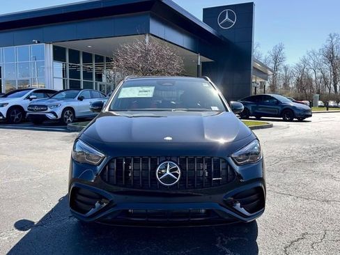New 2026 Mercedes-Benz GLA 35 AMG 4MATIC image 2