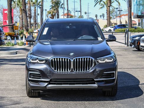 Used 2023 BMW X5 xDrive40i w/ Parking Assistance Package image 2