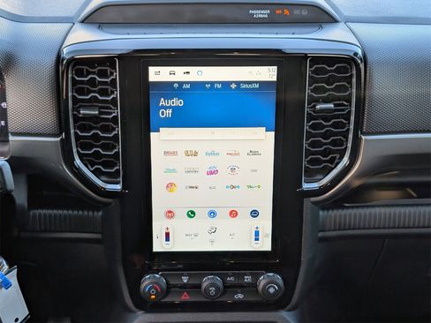 Used 2025 Ford Ranger XLT w/ FX4 Off-Road Package image 15