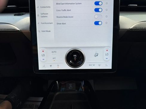 Used 2021 Ford Mustang Mach-E Select w/ Comfort/Technology Package image 30